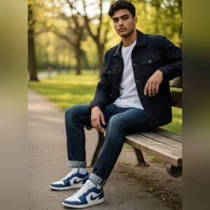 NIKE Air Jordan 1 Low SE Industrial Blue size 11.5 mens